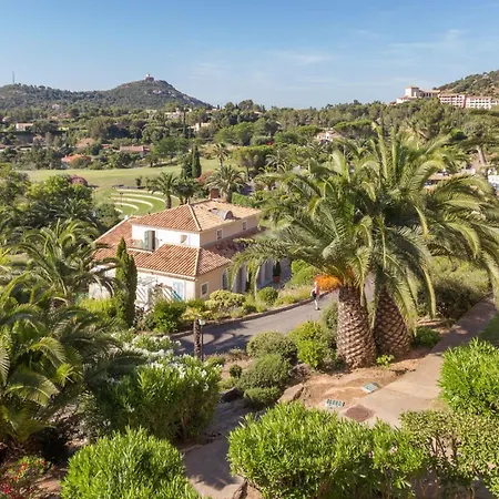 Résidence Le Village De Cap Esterel - Maeva - 5 Personnes - Budget Mae-5883 *